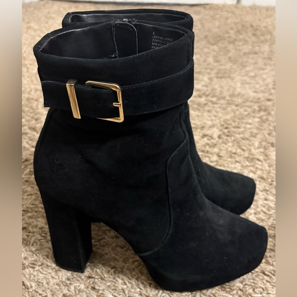 Express Elegant Black Ankle Boots